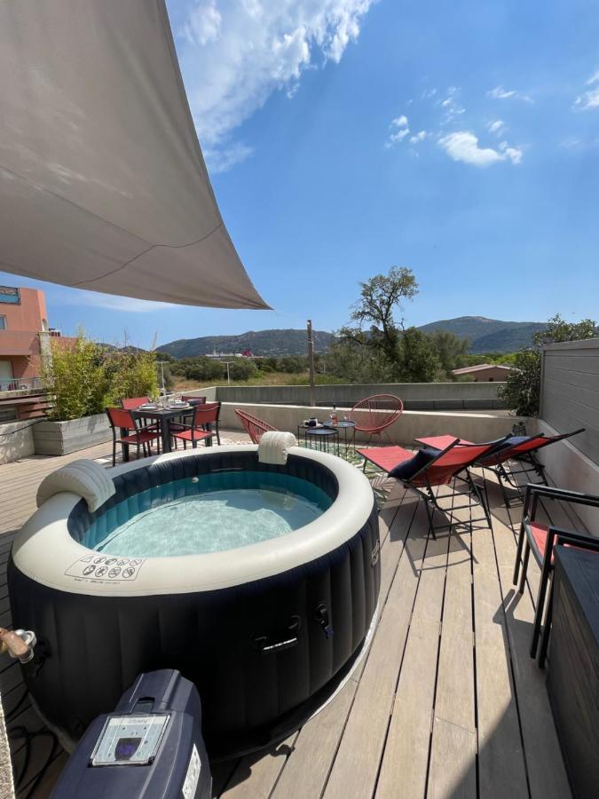 Superbe Appartement Sur Le Port, Jacuzzi, Piscine Porto-Vecchio  Zewnętrze zdjęcie